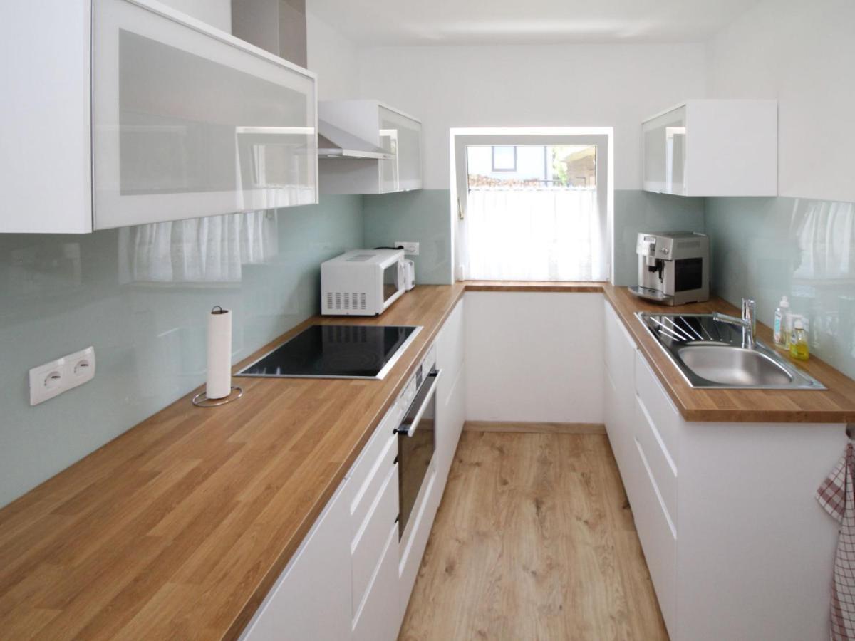 Holiday Home Bungalow Leopoldau By Interhome Виена Екстериор снимка