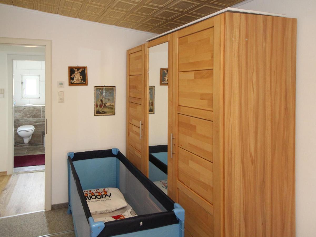 Holiday Home Bungalow Leopoldau By Interhome Виена Екстериор снимка