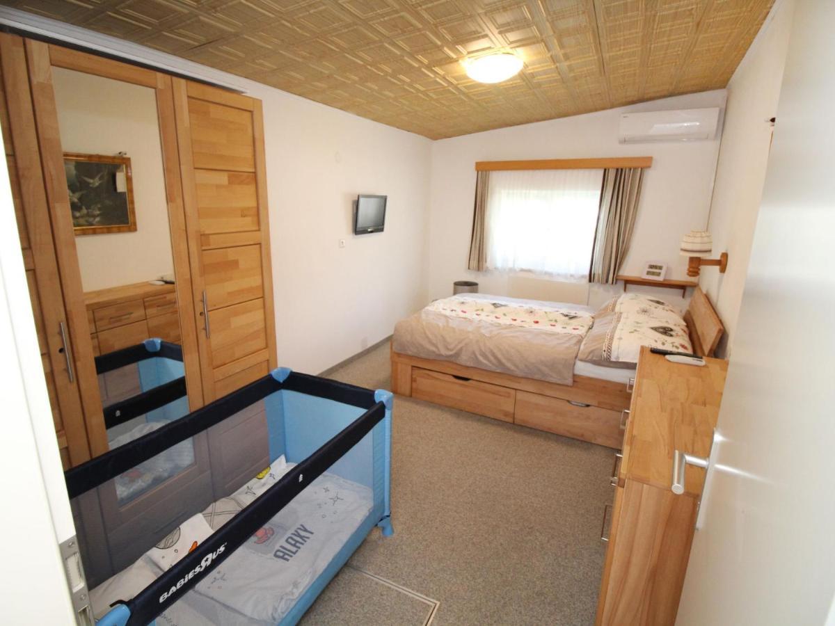 Holiday Home Bungalow Leopoldau By Interhome Виена Екстериор снимка
